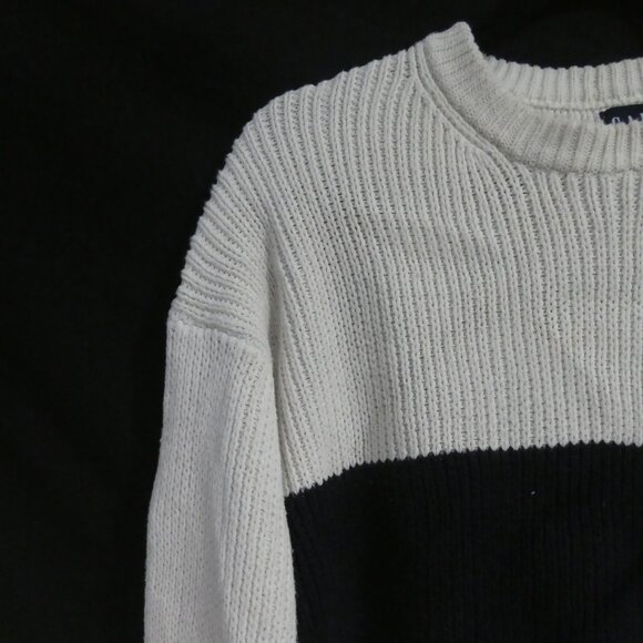 GAP | xl - extra large | White Crewneck Sweater With Dark Navy Blue Stripe - Picture 3 of 15